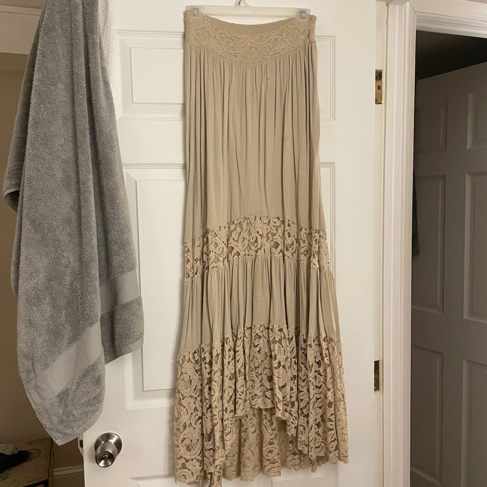 Tan free people flowy maxi skirt w/ lace